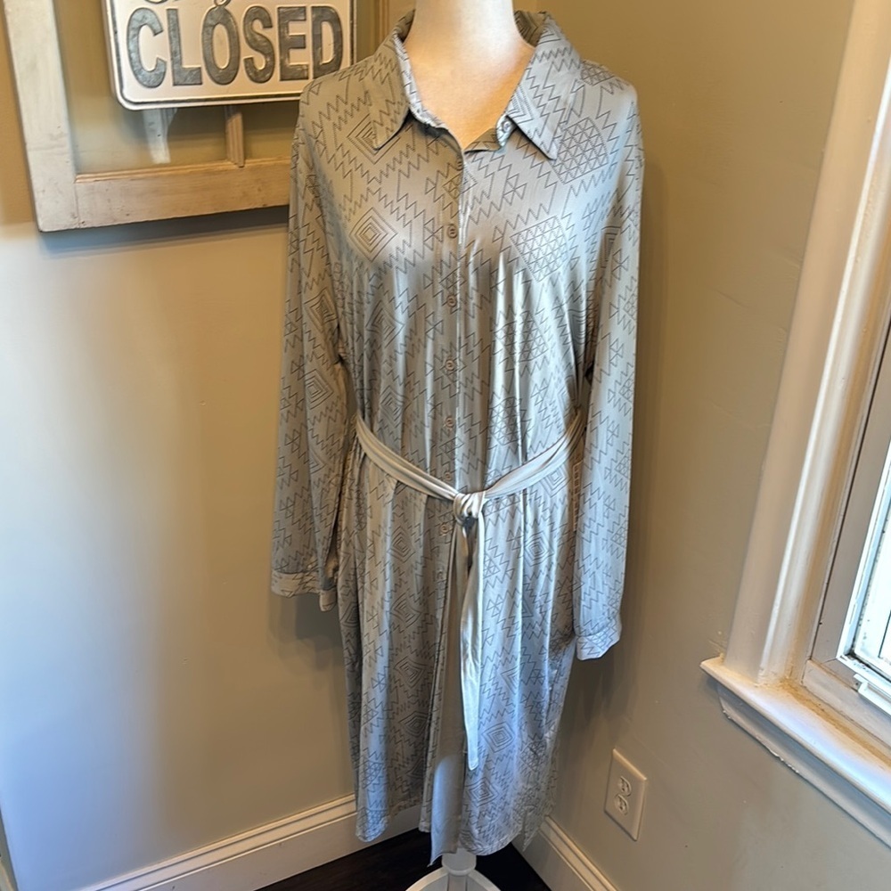 Lularoe Ellie Aztec Pattern Print Button Down Long Sleeve Tie Waist Gray NWT